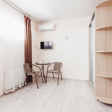 Apartments Near Deribasovskaya Οδησσός Εξωτερικό φωτογραφία
