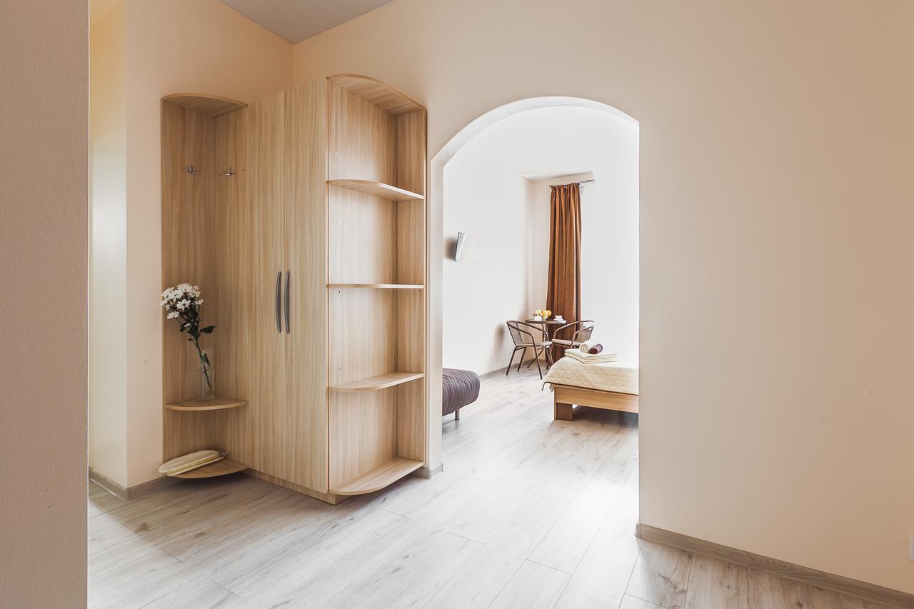 Apartments Near Deribasovskaya Οδησσός Εξωτερικό φωτογραφία